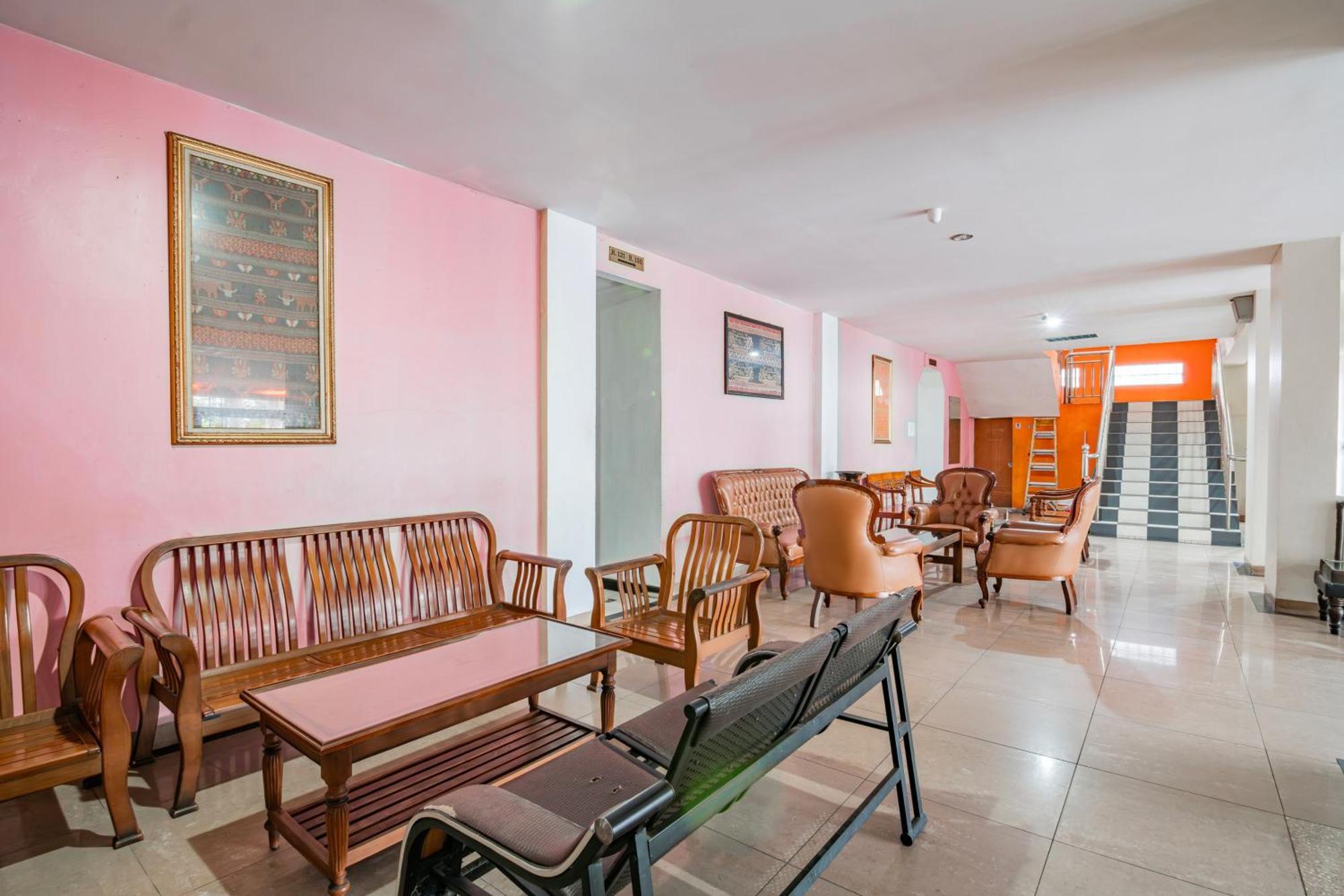 Collection O Pusat Kota Near Mall Ska Formerly Olgaria 4*