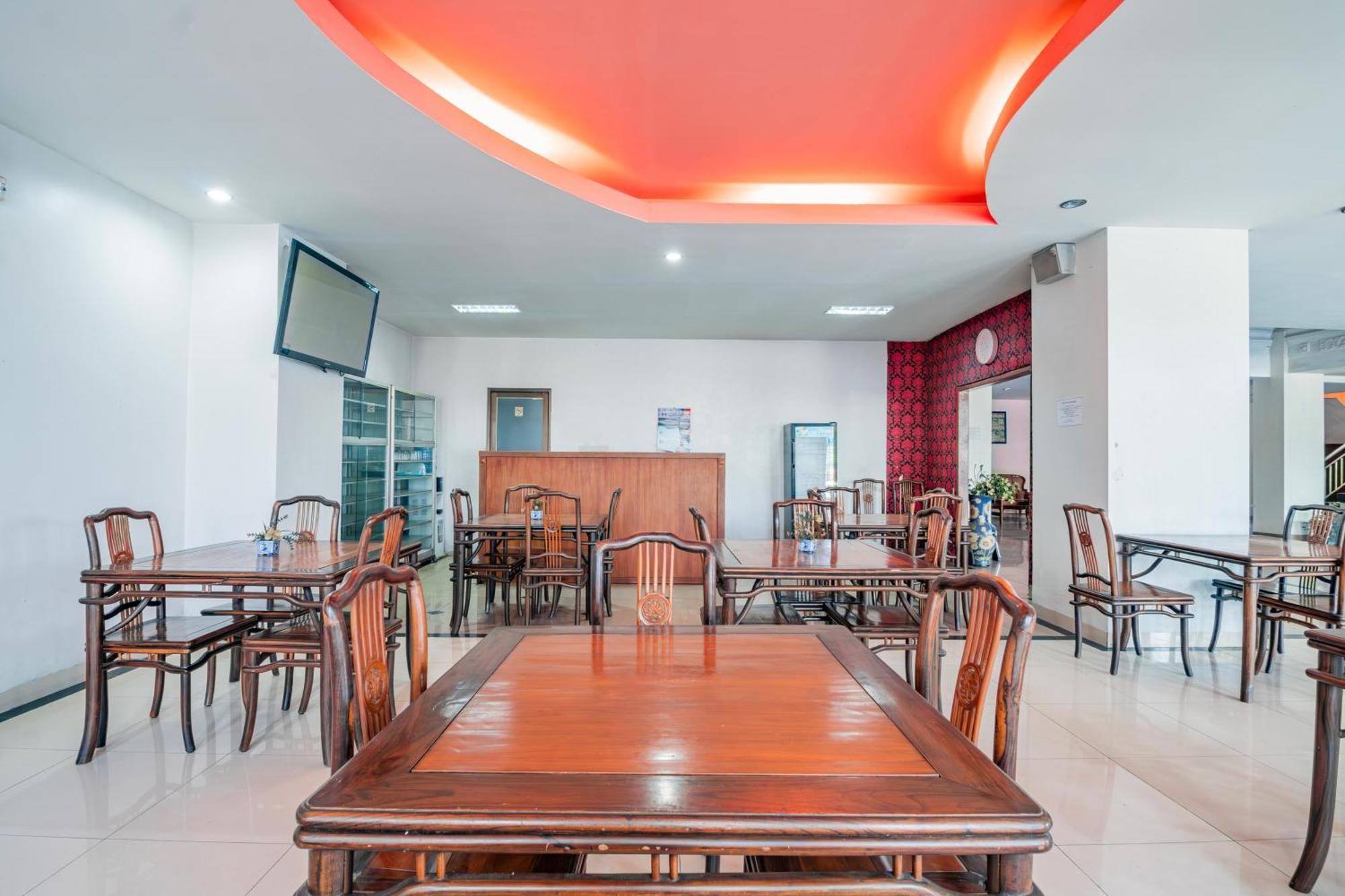 Collection O Pusat Kota Near Mall Ska Formerly Olgaria 4* Pekanbaru