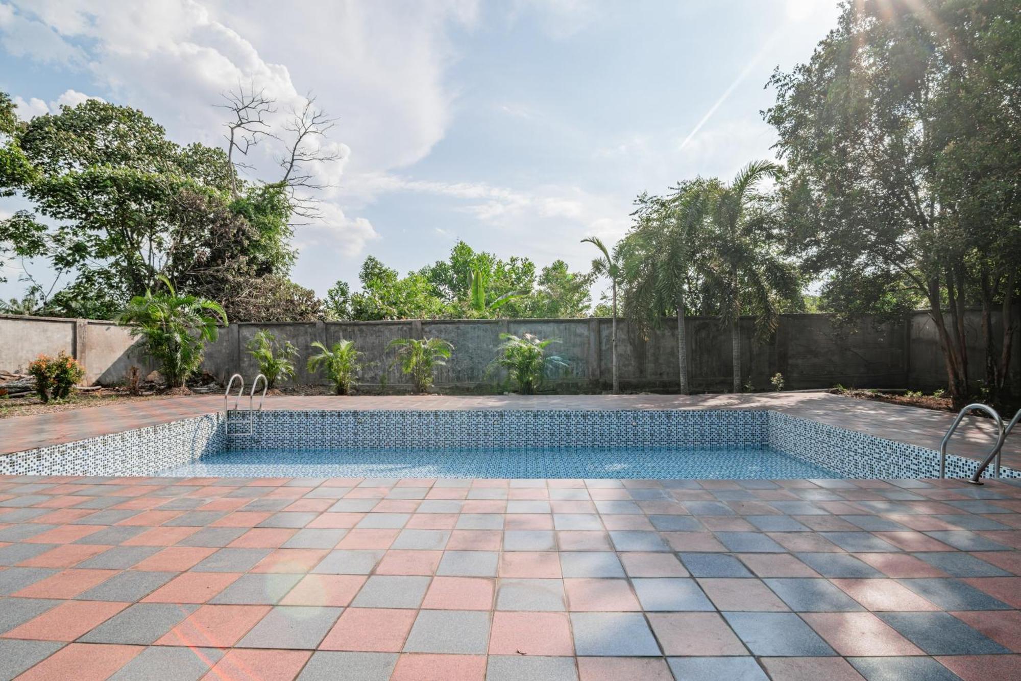 Hotel Collection O Pusat Kota Near Mall Ska Formerly Olgaria