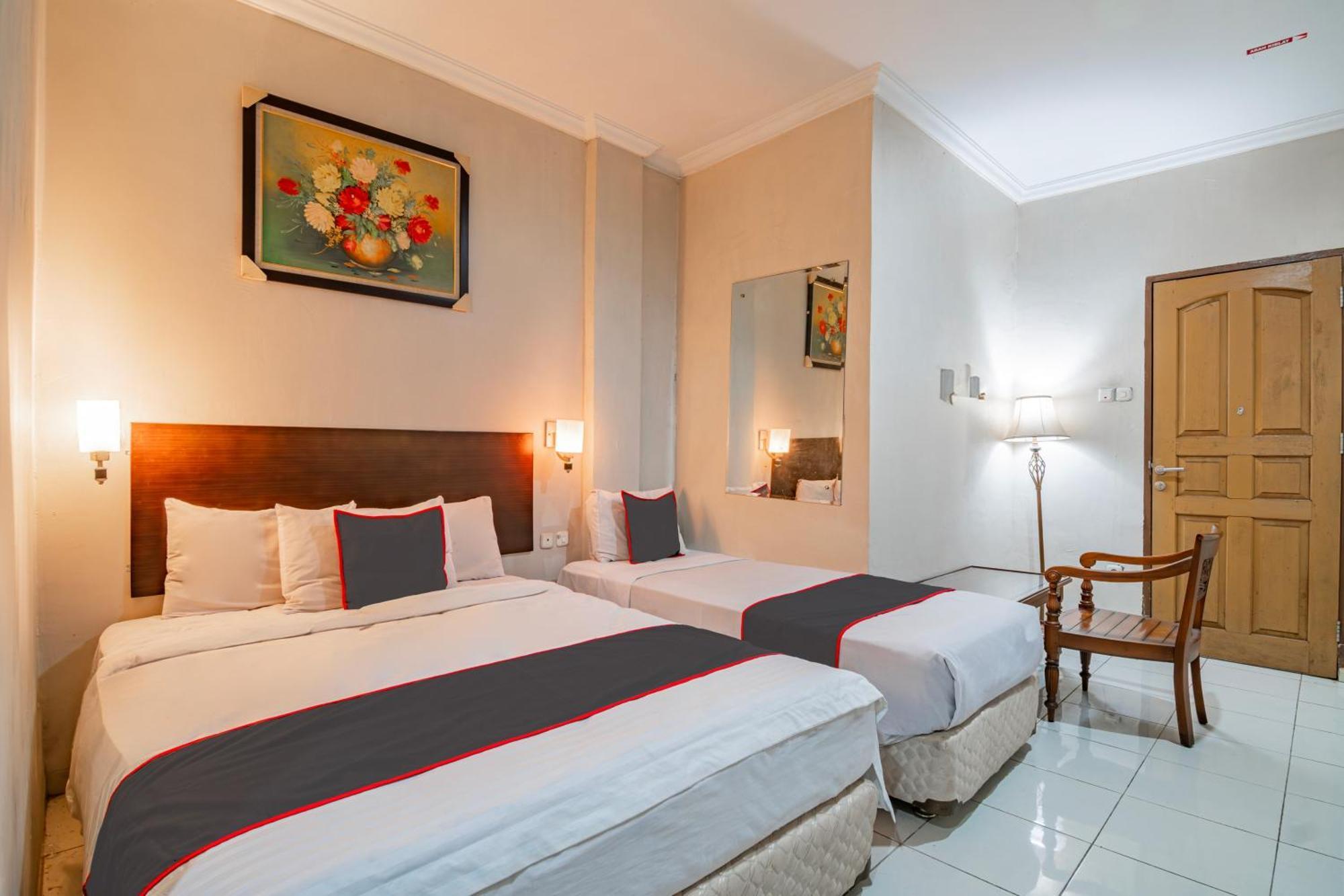 Hotel Collection O Pusat Kota Near Mall Ska Formerly Olgaria 4*