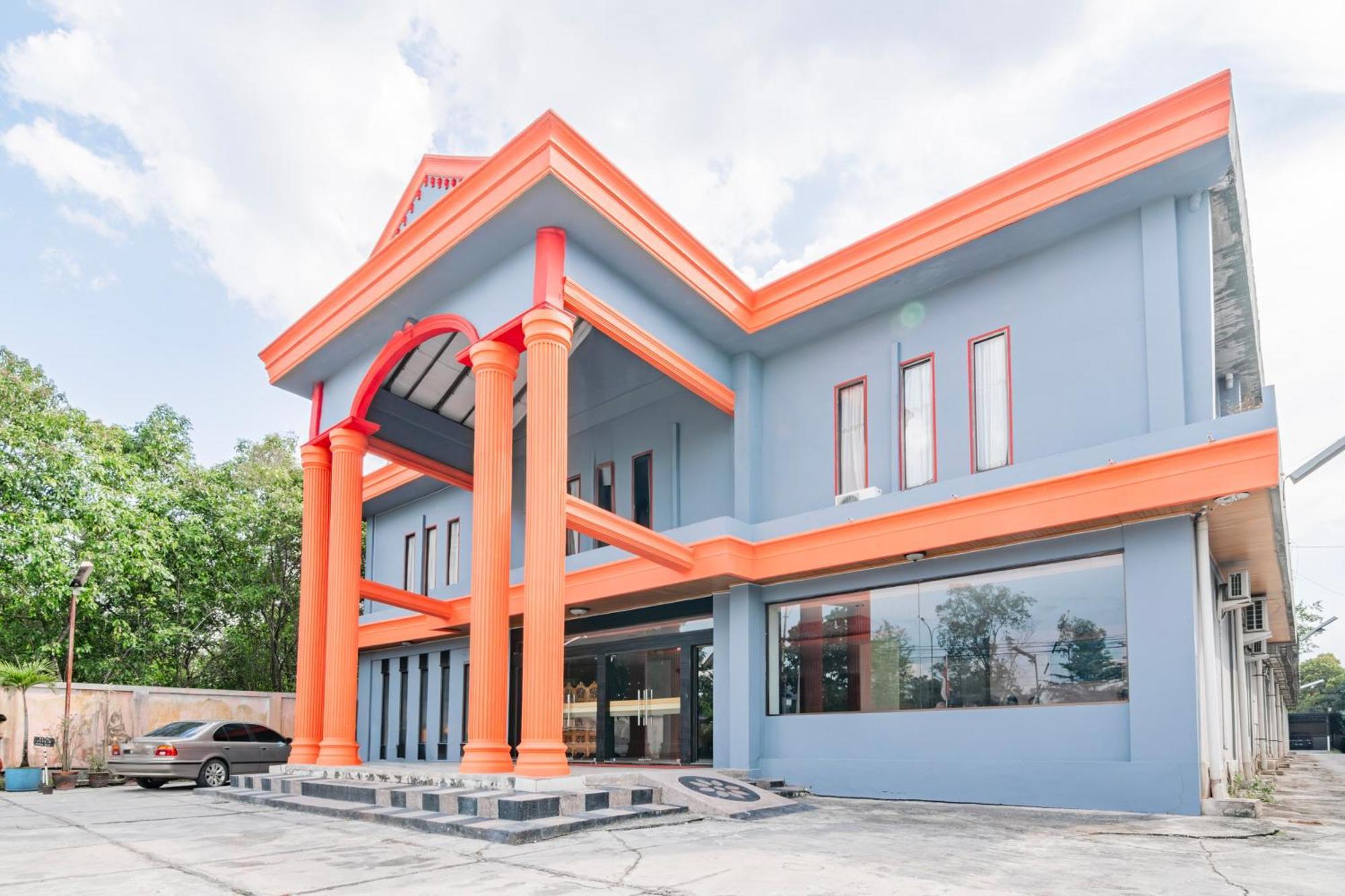 Collection O Pusat Kota Near Mall Ska Formerly Olgaria Hotel